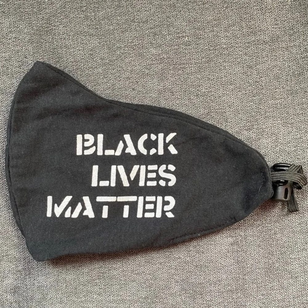 BLM GBC Mask - Picture 2 of 2